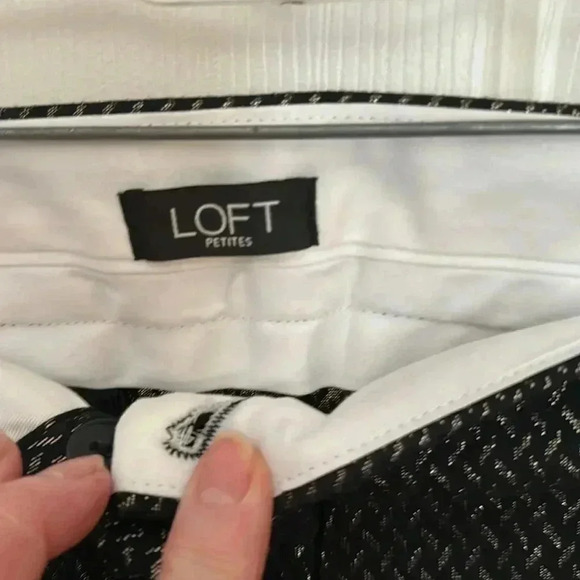 Loft Petites Marissa Skinny 6P Like New - Picture 3 of 7